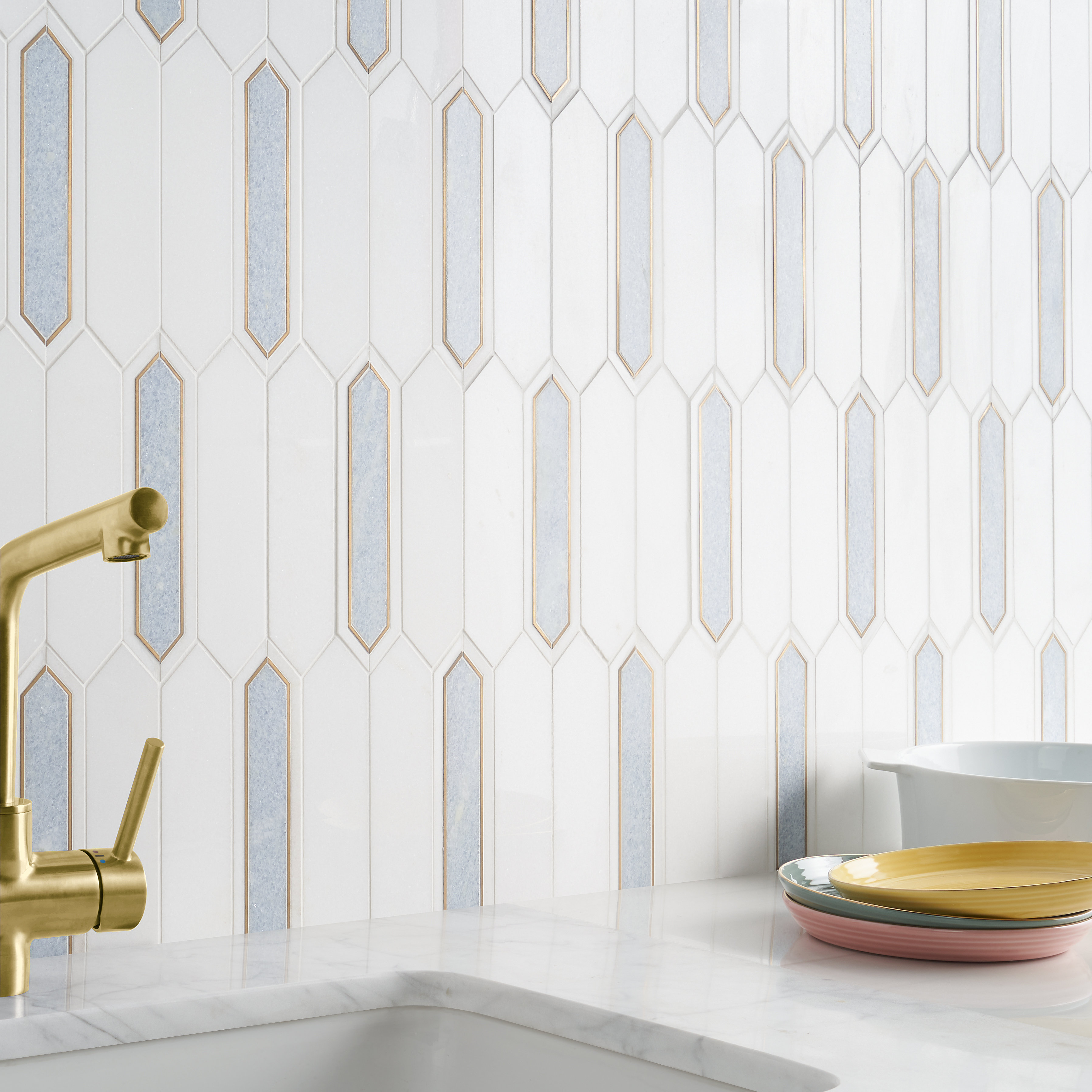 Bond Tile Zip 11.65'' W x 13.62'' L Marble and Brass Mosaic